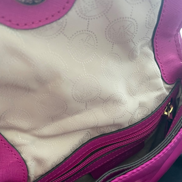 Michael Kors purse - Picture 2 of 3